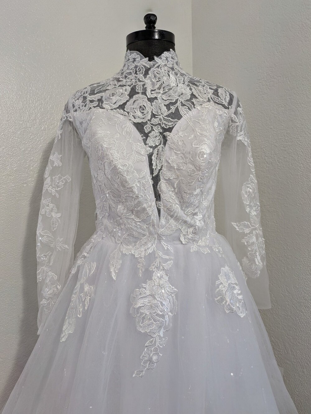 Princess White Lace Wedding Gown Dress with Illusion Neckline Size 12